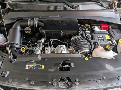 Used 2025 Jeep Compass Limited image 28