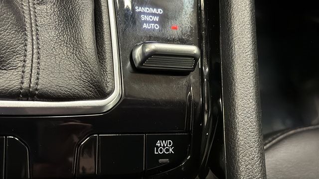 Certified 2025 Jeep Compass Limited AWD/4WD image 31