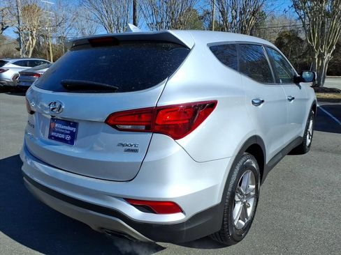 Used 2017 Hyundai Santa Fe Sport AWD/4WD image 6