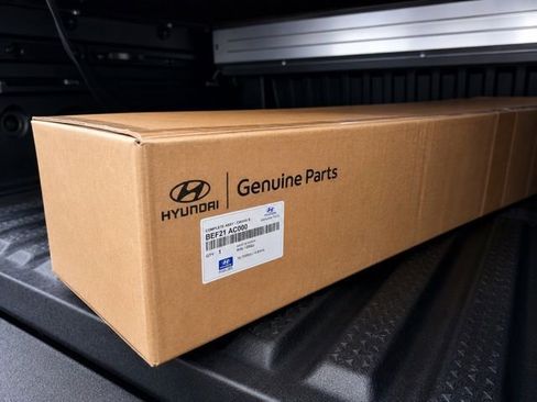 Used 2024 Hyundai Santa Cruz Night AWD/4WD image 13