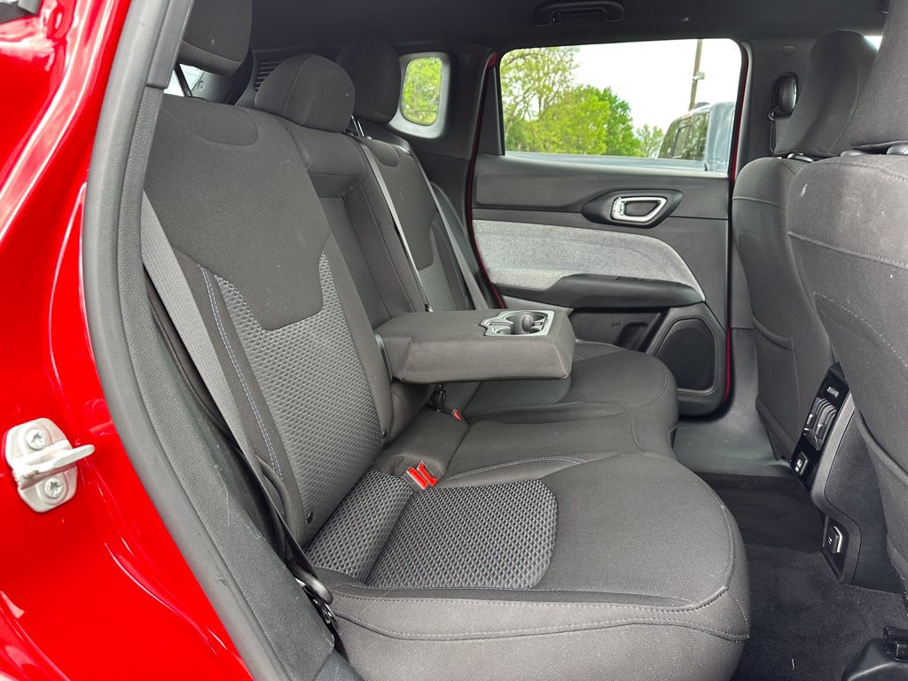 Used 2023 Jeep Compass Sport AWD/4WD image 18