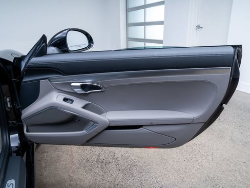 Used 2013 Porsche 911 Carrera S RWD image 19