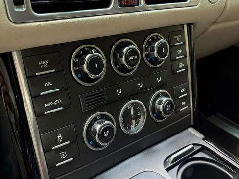 Used 2011 Land Rover Range Rover HSE LUX AWD/4WD image 18