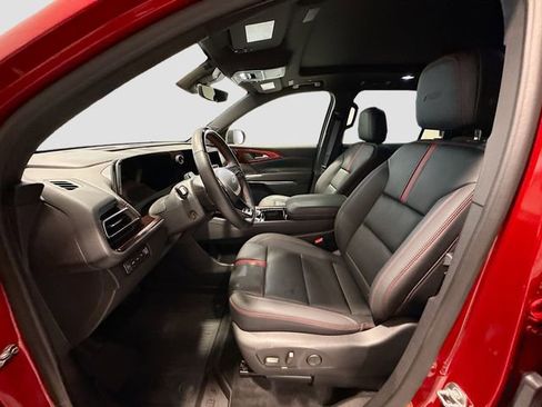 Certified 2024 Chevrolet Traverse RS w/ LPO, Floor Liner Package image 20