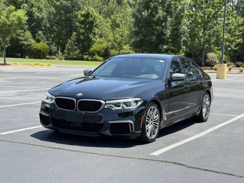 Used 2020 BMW M550i xDrive w/ Executive Package AWD/4WD image 3