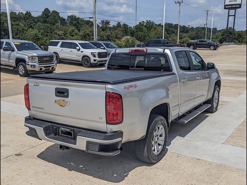 Used 2016 Chevrolet Colorado LT w/ LT Convenience Package AWD/4WD image 7