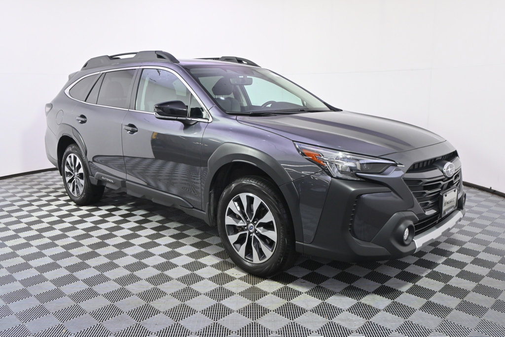 Used 2025 Subaru Outback Limited AWD/4WD image 8