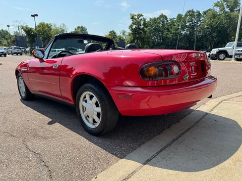 Used 1993 MAZDA MX-5 Miata RWD image 6