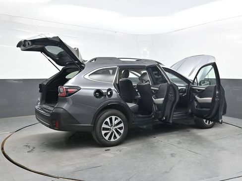 Used 2021 Subaru Outback Premium AWD/4WD image 46