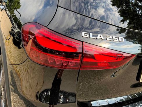 Certified 2026 Mercedes-Benz GLA 250 4MATIC image 18