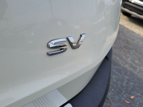 Certified 2023 Nissan Rogue SV FWD image 8