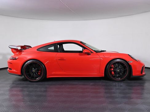 Certified 2018 Porsche 911 GT3 RWD image 8