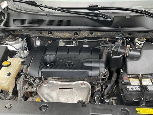 Used 2012 Toyota RAV4 4WD w/ Value Pkg image 15