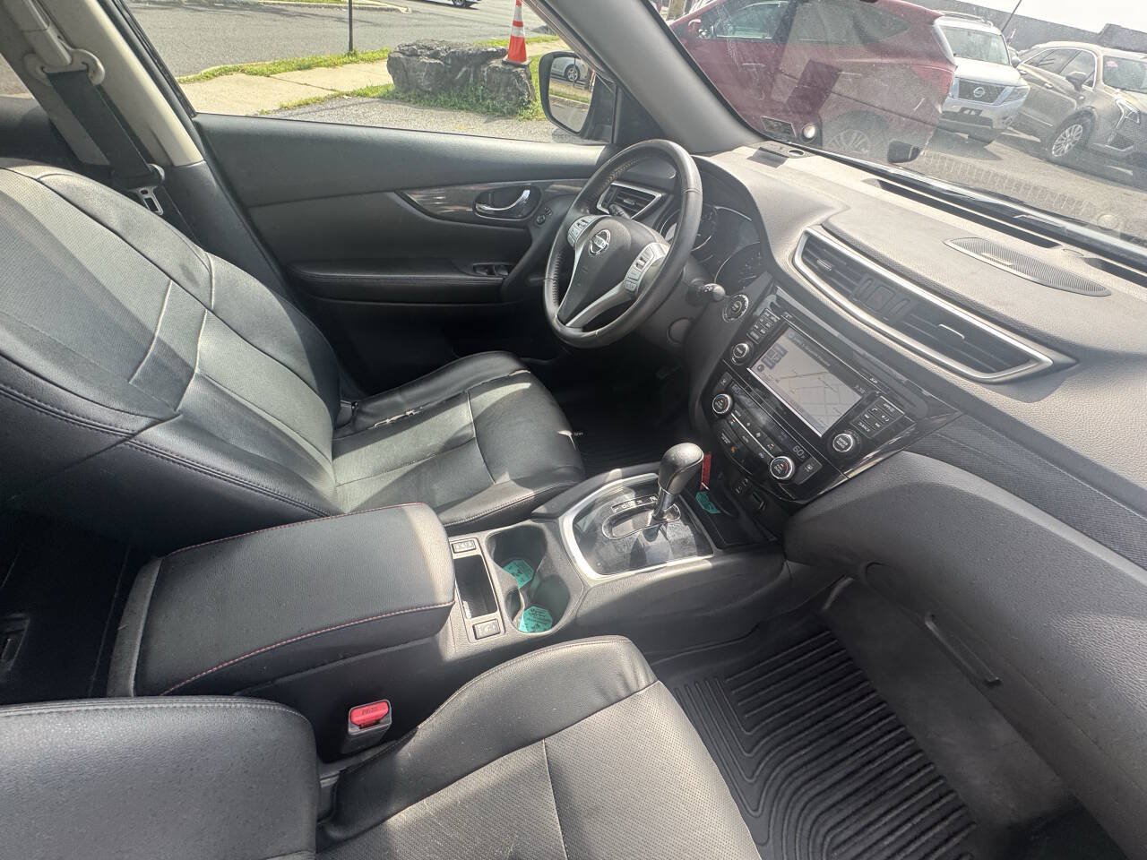 Used 2015 Nissan Rogue SL w/ SL Premium Package AWD/4WD image 29
