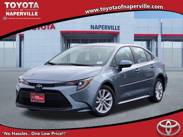 Used 2025 Toyota Corolla LE w/ LE Premium Package FWD image 1