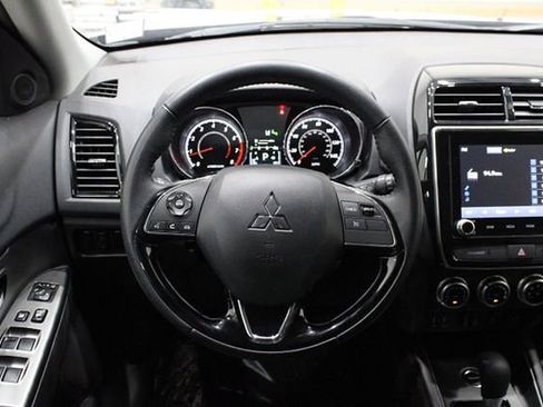 Used 2024 Mitsubishi Outlander Sport SE image 18