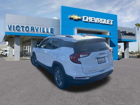 Used 2022 GMC Terrain SLT AWD/4WD image 7