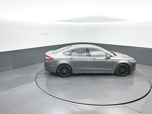 Used 2014 Ford Fusion SE w/ Equipment Group 202A image 26