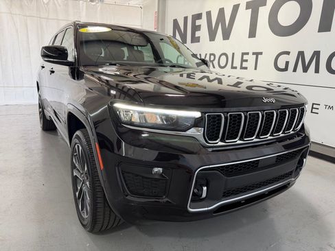 Used 2023 Jeep Grand Cherokee L Overland w/ Rear Seat Video Group I image 40