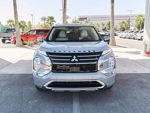 New 2026 Mitsubishi Outlander SEL image 6