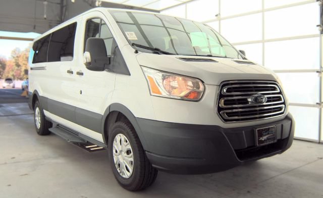 Used 2017 Ford Transit 350 XLT RWD image 2