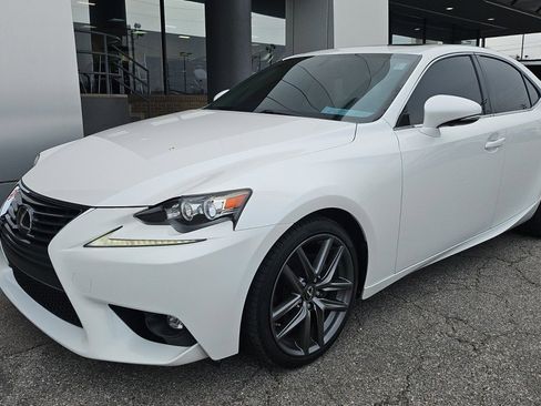 Used 2015 Lexus IS 250 w/ Navigation System Package image 8