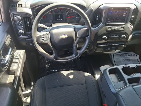 Used 2021 Chevrolet Silverado 2500 W/T w/ WT Convenience Package AWD/4WD image 11