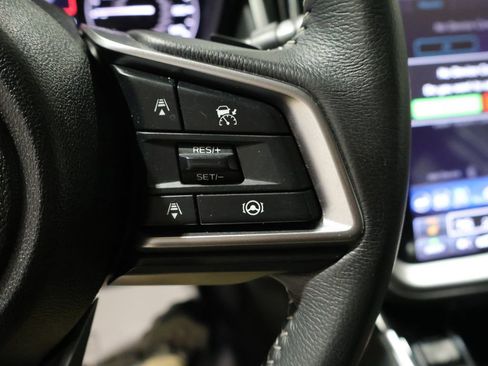 Used 2025 Subaru Outback Premium image 33