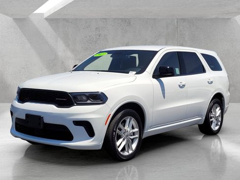 Used 2023 Dodge Durango GT AWD/4WD image 9