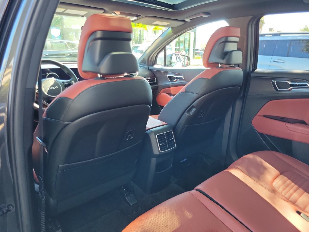 Certified 2024 Kia Sportage SX FWD image 15