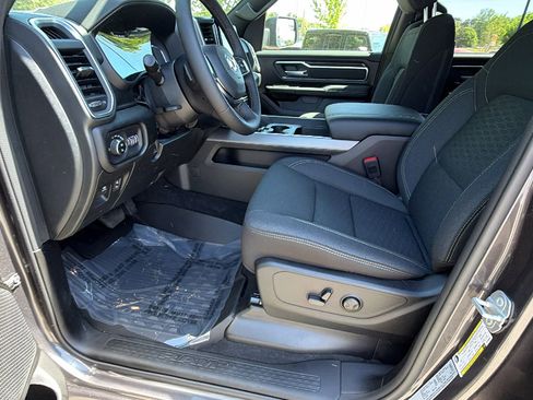 Used 2025 RAM 1500 Big Horn image 16