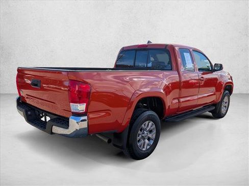 Used 2016 Toyota Tacoma SR5 image 5