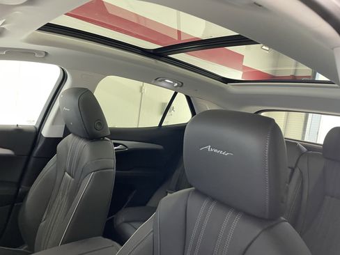 New 2026 Buick Envision Avenir image 16