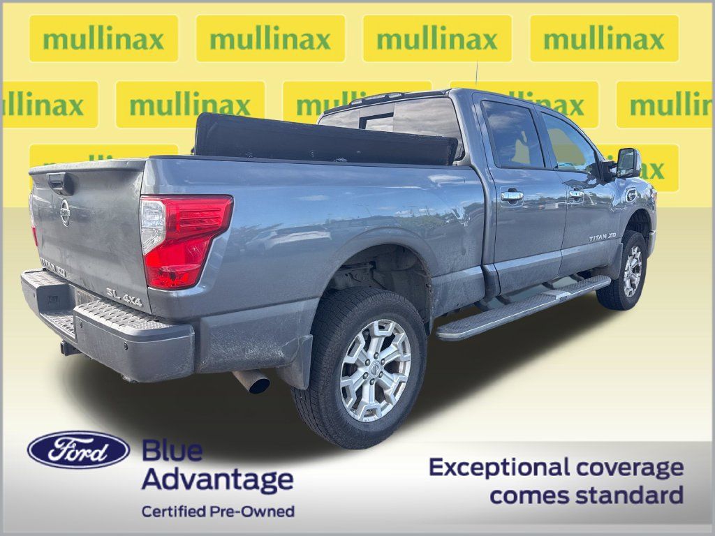 Used 2017 Nissan Titan SL AWD/4WD image 3