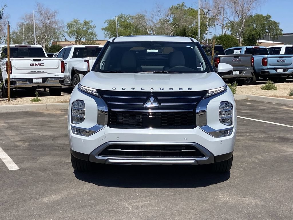 New 2026 Mitsubishi Outlander SE FWD image 3