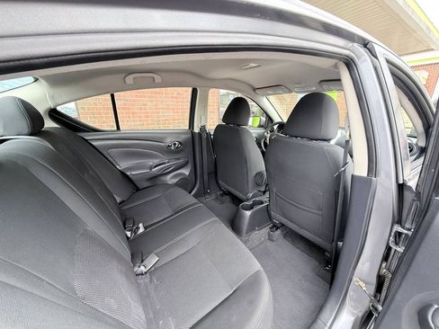 Used 2018 Nissan Versa SV FWD image 15