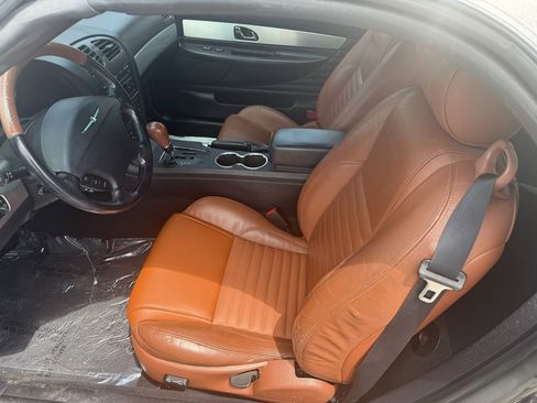Used 2003 Ford Thunderbird RWD image 11