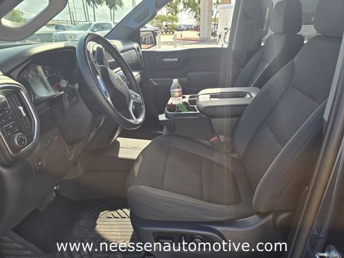 Used 2020 Chevrolet Silverado 1500 LT w/ Texas Edition image 27
