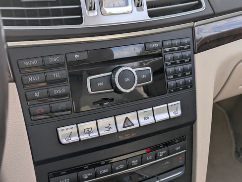 Used 2014 Mercedes-Benz E 350 4MATIC Coupe image 19