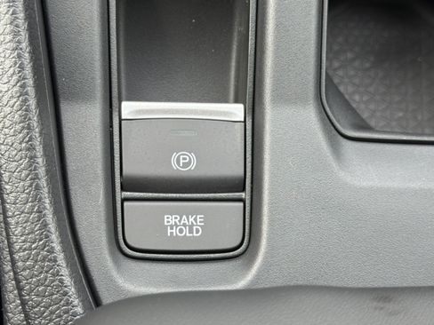 Certified 2025 Honda Accord SE image 15