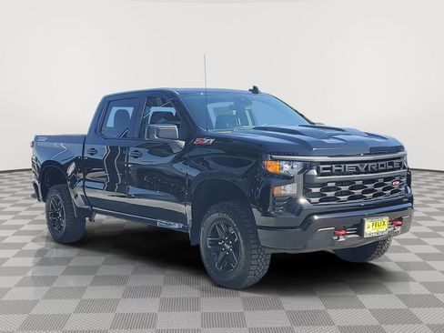 New 2026 Chevrolet Silverado 1500 Custom Trail Boss AWD/4WD image 3