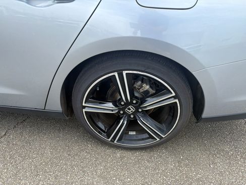 Used 2025 Honda Accord Sport image 5