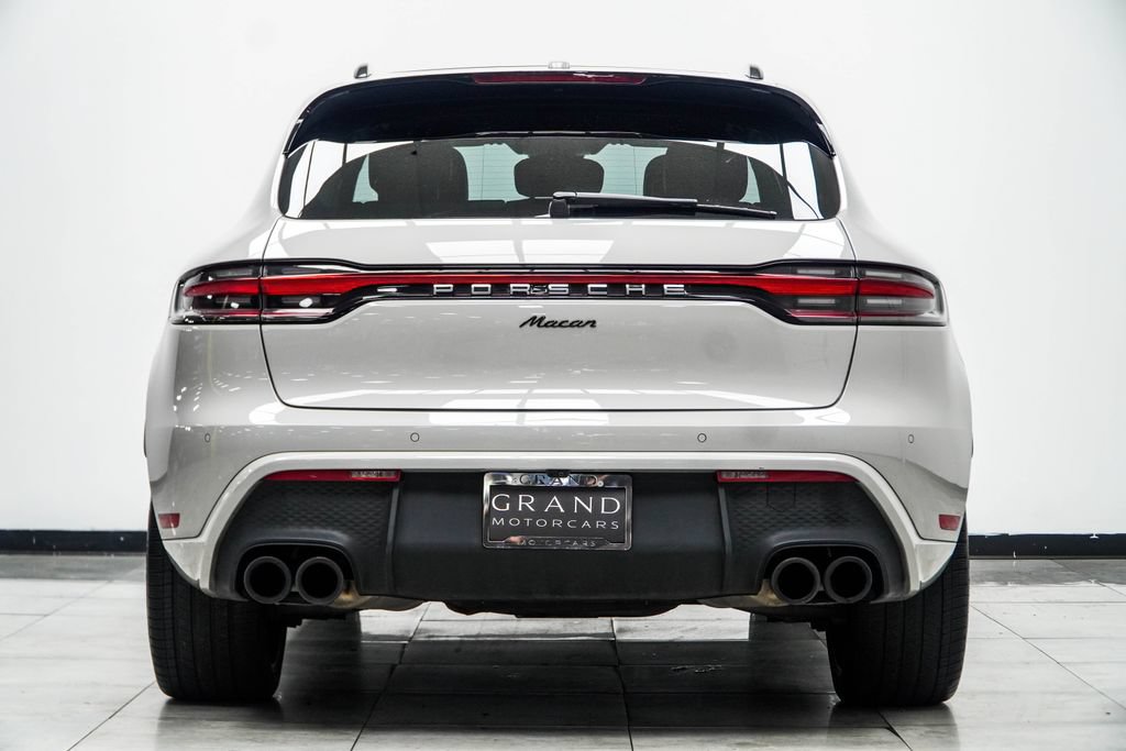 Used 2023 Porsche Macan AWD/4WD image 15