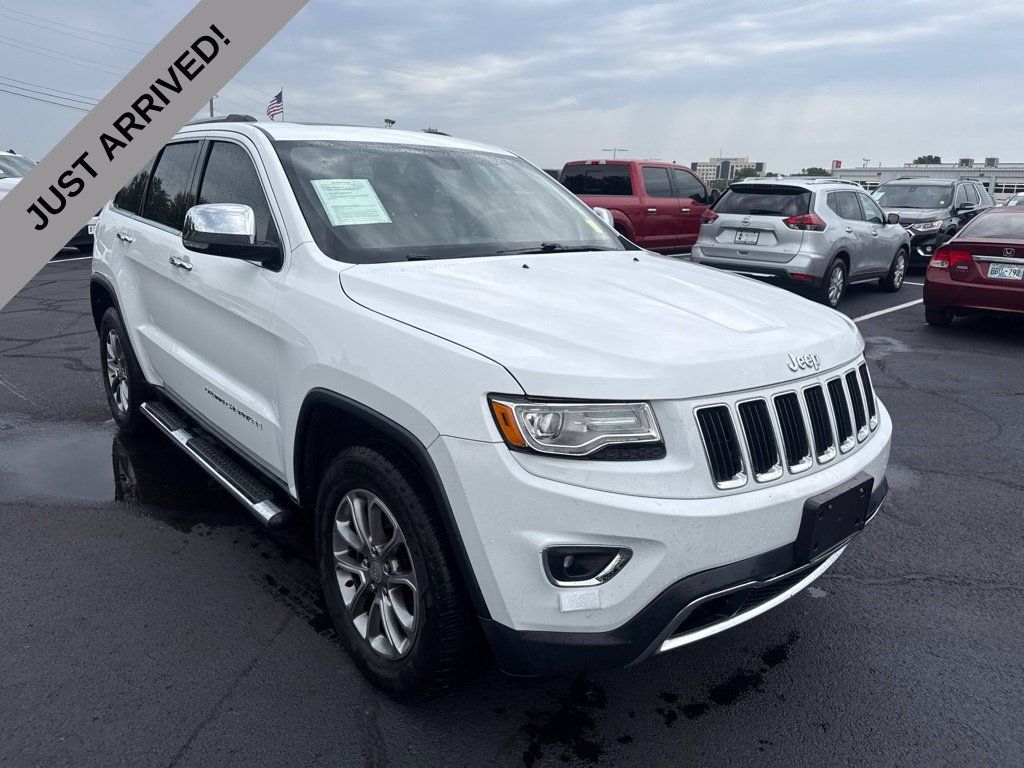 Used 2014 Jeep Grand Cherokee Limited w/ Luxury Group II AWD/4WD image 3