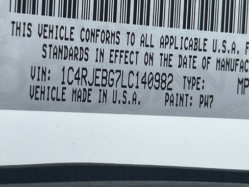 Used 2020 Jeep Grand Cherokee Limited image 44