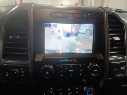 Used 2020 Ford F150 XLT w/ Equipment Group 302A Luxury image 39