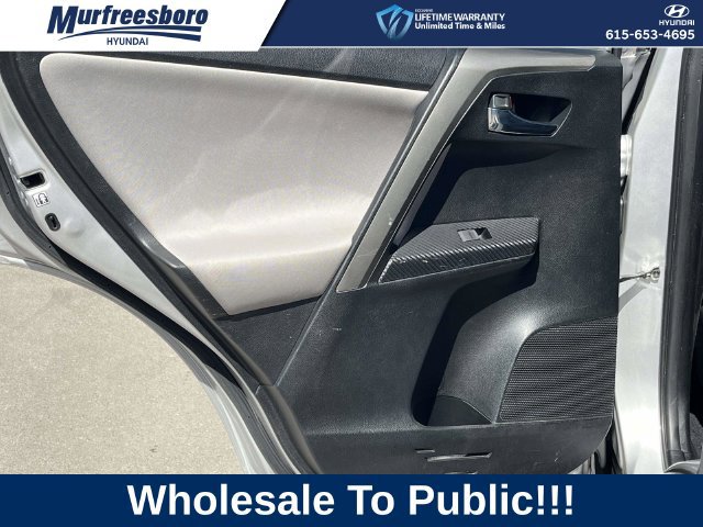 Used 2015 Toyota RAV4 XLE FWD image 17