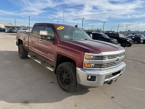 Used 2015 Chevrolet Silverado 2500 LTZ w/ LTZ Plus Package image 23
