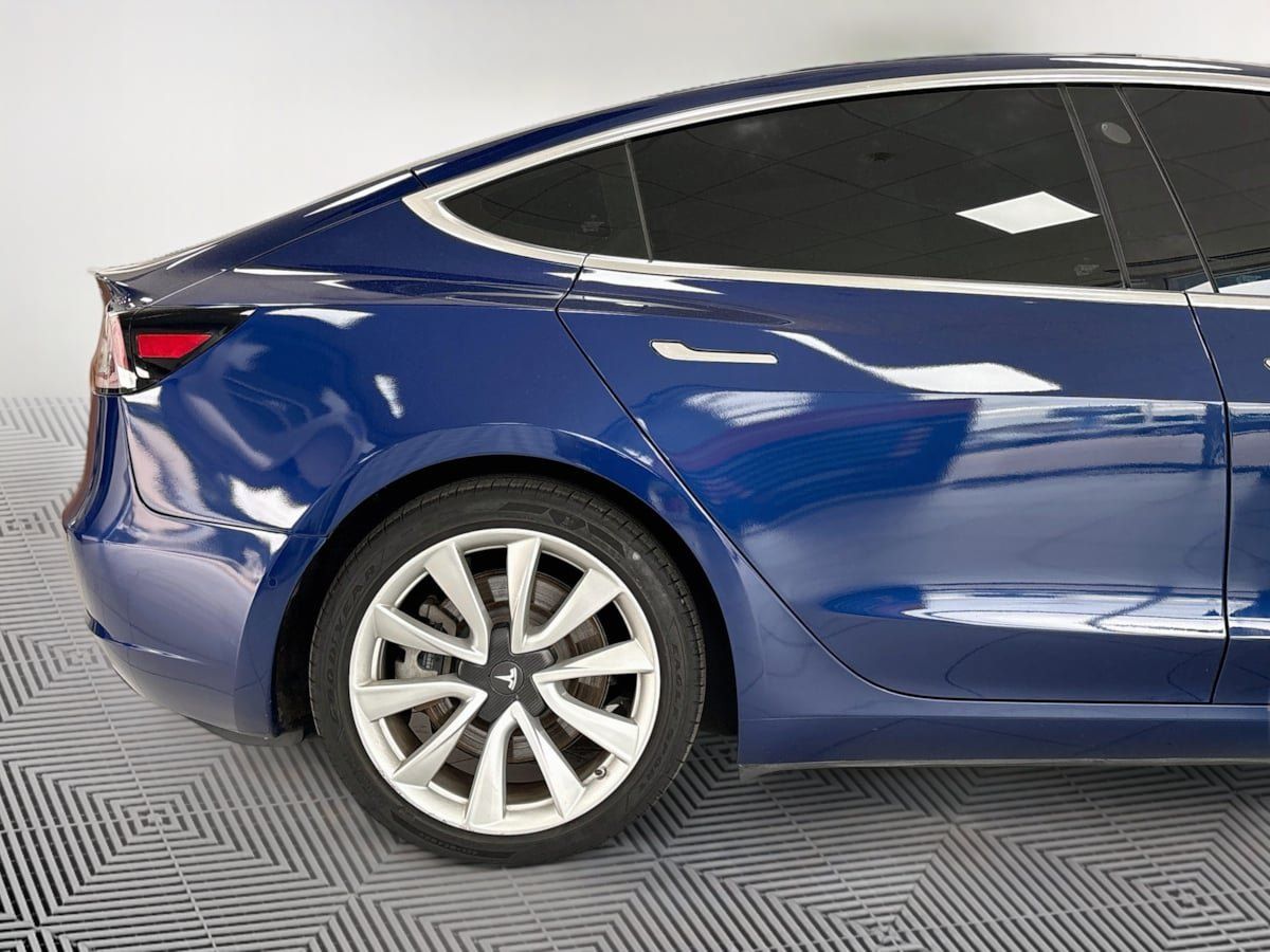 Used 2018 Tesla Model 3 Long Range AWD/4WD image 14