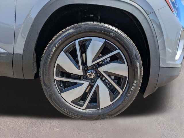 New 2026 Volkswagen Atlas SE FWD image 11